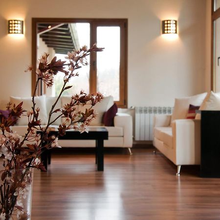 Monasterio Hotel Boutique San Carlos de Bariloche Ngoại thất bức ảnh