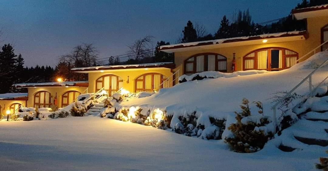 Monasterio Hotel Boutique San Carlos de Bariloche Ngoại thất bức ảnh