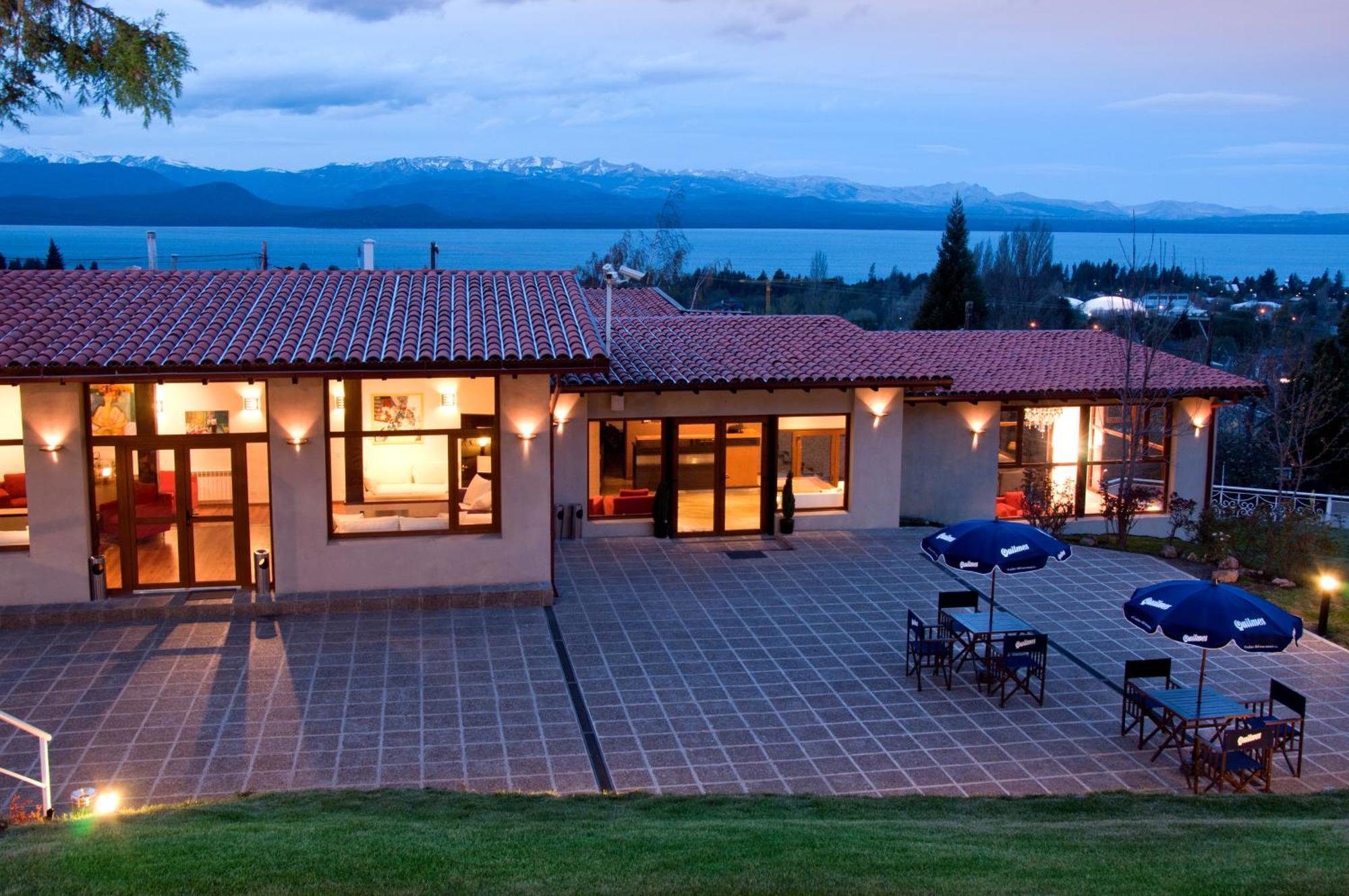 Monasterio Hotel Boutique San Carlos de Bariloche Ngoại thất bức ảnh