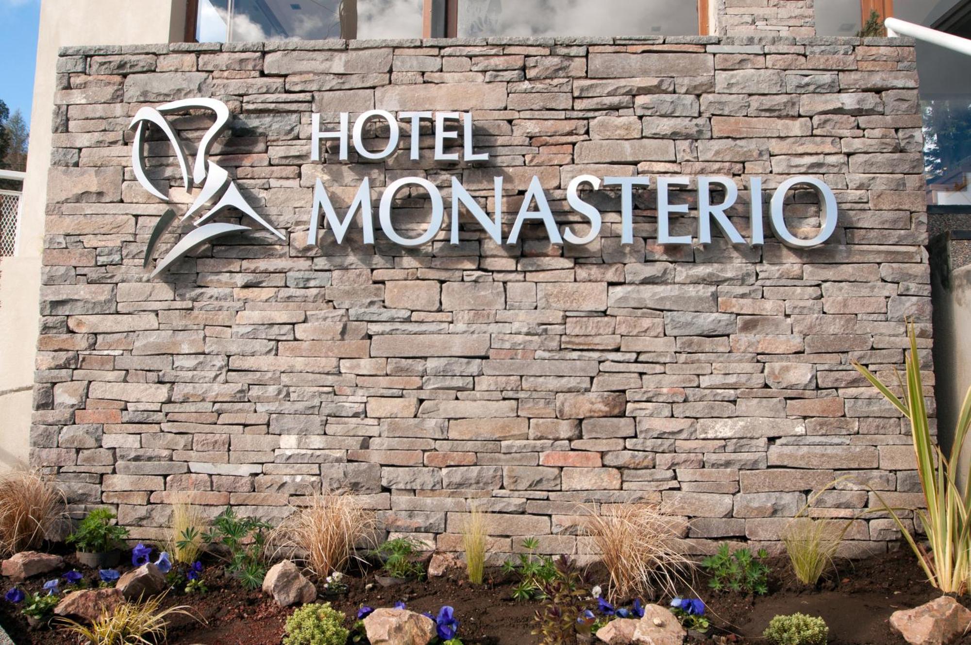 Monasterio Hotel Boutique San Carlos de Bariloche Ngoại thất bức ảnh