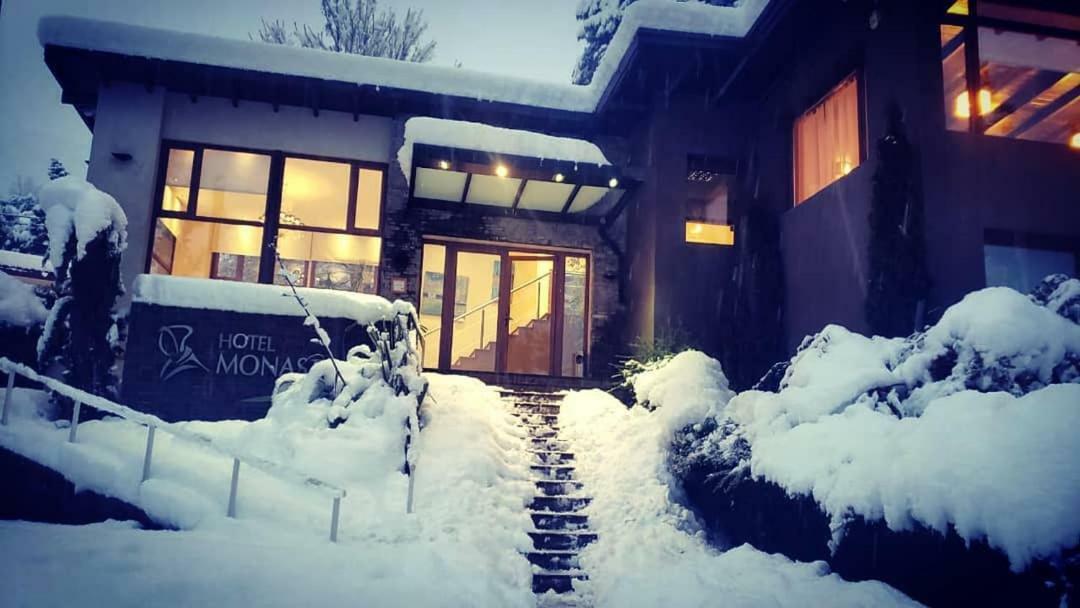Monasterio Hotel Boutique San Carlos de Bariloche Ngoại thất bức ảnh